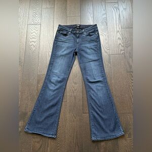 Paige Skyline Mid-Rise Bootcut Petite Jean Size 28